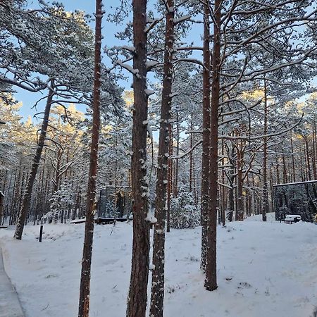 Oeoed Hoetels Lohusalu Leida & Enno Laulasmaa Kültér fotó