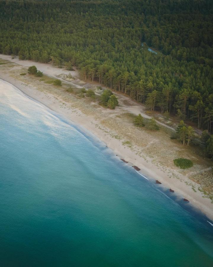 Oeoed Hoetels Lohusalu Leida & Enno Laulasmaa Kültér fotó